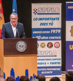 Benidorm alberga una jornada formativa para mandos de Policía Local de toda l...
