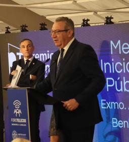 El Ayuntamiento recibe el premio ‘Mejor Iniciativa Pública’ por el proyecto ‘...