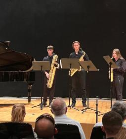 Els jóvens talents del Conservatori de Música delecten al públic en un aplaud…