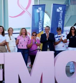 Benidorm commemora al costat d'Anémona el Dia del Càncer de Mama i s…