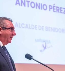 Benidorm inaugura el II Congreso de Anémona: ‘Hablemos de cáncer… sin miedo’