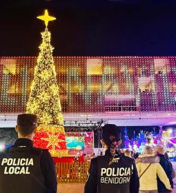 La Policía Local de Benidorm activa la campaña ‘Navidad segura’ en las zonas...