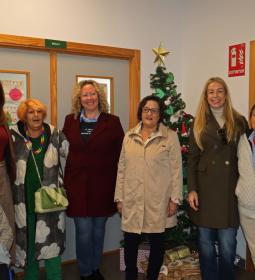 El Ayuntamiento felicita las Navidades a los usuarios y trabajadores de las a...