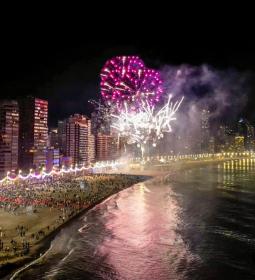 Benidorm recibirá el nuevo año con una gran fiesta en la playa de Levante