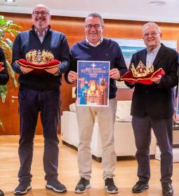 Benidorm ultima la llegada de los Reyes Magos con una Cabalgata en la que par...