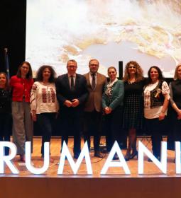 Benidorm alberga la conmemoración del Día Nacional de la Cultura de Rumanía