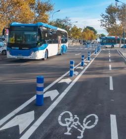 Benidorm asume el aumento del precio del billete del bus escolar a los IES pa...