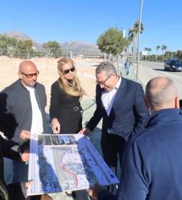 El nuevo aparcamiento disuasorio de la avenida Beniardá cumple plazos y estar...