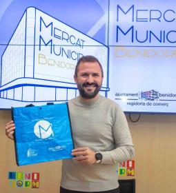 Benidorm impulsa una campaña para fomentar las compras en el Mercado Municipa...