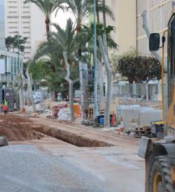Benidorm impulsa la ejecución de las obras de la calle Montecarlo para finali...