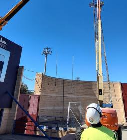 Benidorm inicia la renovación de la iluminación del estadio Guillermo Amor