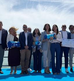 Las playas de Levante y Poniente de Benidorm exhibirán la bandera azul 