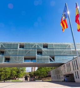 El pleno del Ayuntamiento de Benidorm aborda este jueves la aprobación del pr...