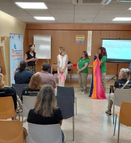 Benidorm celebra un taller para mejorar la imagen profesional durante la búsq...