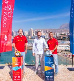 Jóvenes futbolistas de 34 países y 319 equipos compiten del 1 al 11 de julio...