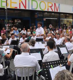 La Unión Musical de Benidorm homenajea a sus directores con un concierto en l...