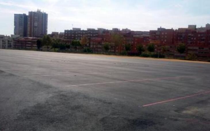 El mercadillo de los miércoles se realiza esta semana en el Recinto Ferial