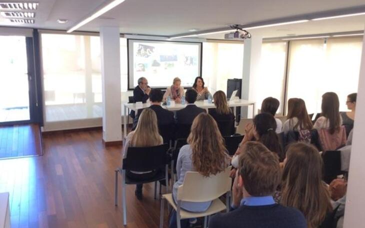 La UA celebra en el Torrejó la jornada ‘Millennials, los nuevos turistas’, organizada por la Cátedra de Estudios Turísticos Pedro Zaragoza