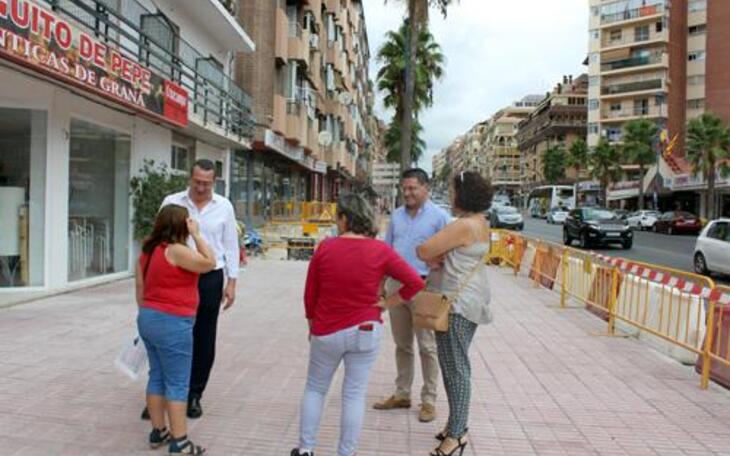 El último tramo de la urbanización de la avenida Beniardá se abre al uso peatonal