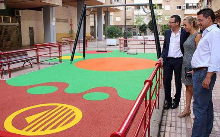 La Glorieta Carrascos reestrena su parque infantil con más seguridad y mejoras de accesibilidad