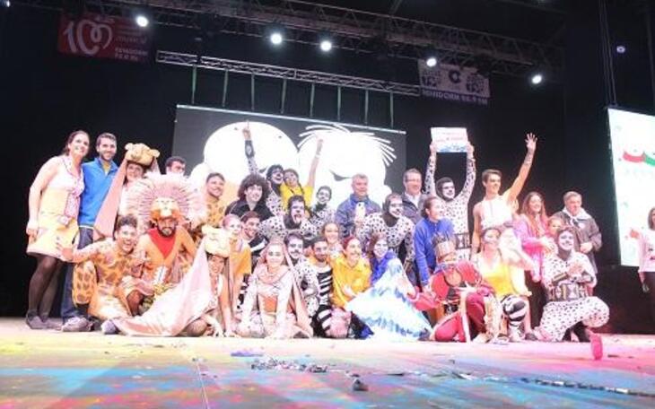 La Peña Equisdé logra el primer premio del Playback Adulto con ‘El Rey León’