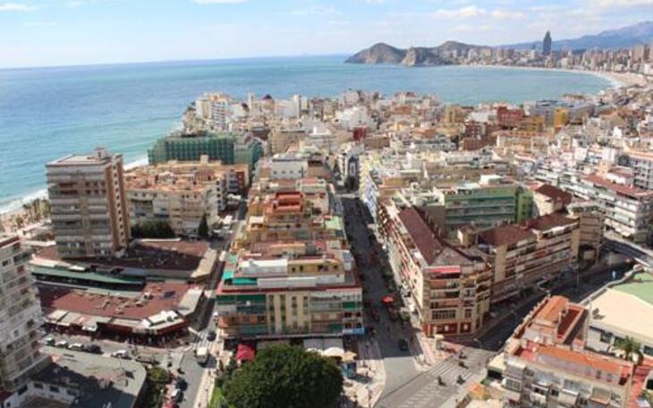 Ciudadanos pide que se asfalte el tramo de la avenida Mediterráneo que no se reformará esta legislatura   