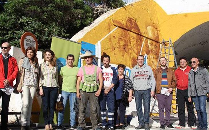 Un mural en La Cala de Benidorm para celebrar el 68 aniversario de los derechos humanos