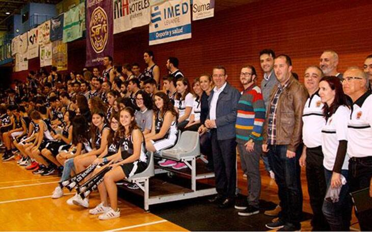 El Club Baloncesto Benidorm presenta a sus equipos para la presente temporada