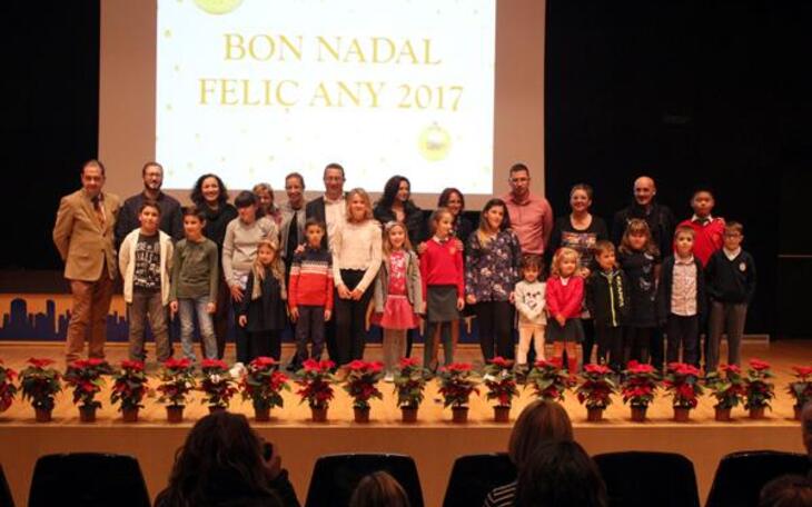 Entrega de premios a los alumnos de Infantil y Primaria ganadores del VIII Concurso de Postales de Navidad 