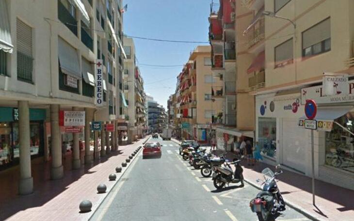 El Ayuntamiento reparará a partir de mañana los daños en la calzada de las calles Ruzafa y Los Almendros 