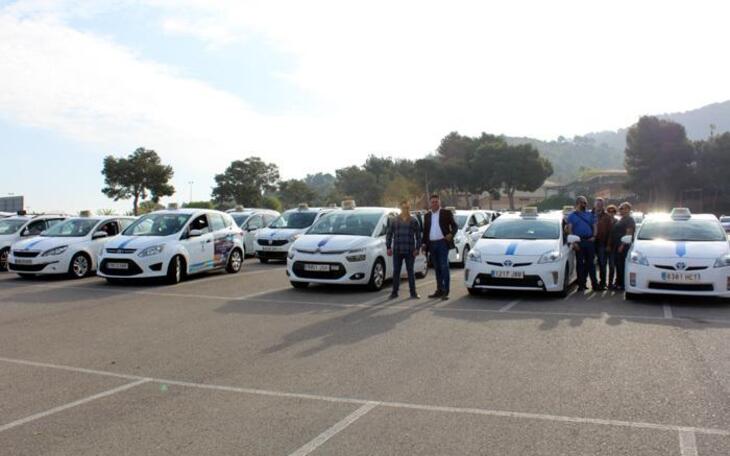 Movilidad apoya a los taxistas en su petición de aumentar el control sobre las licencias VTC