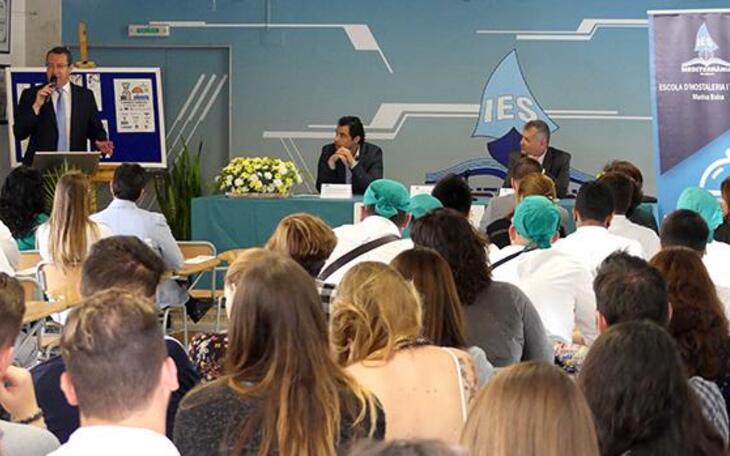El IES Mediterrània celebra sus X Jornadas formativas de hostelería y turismo