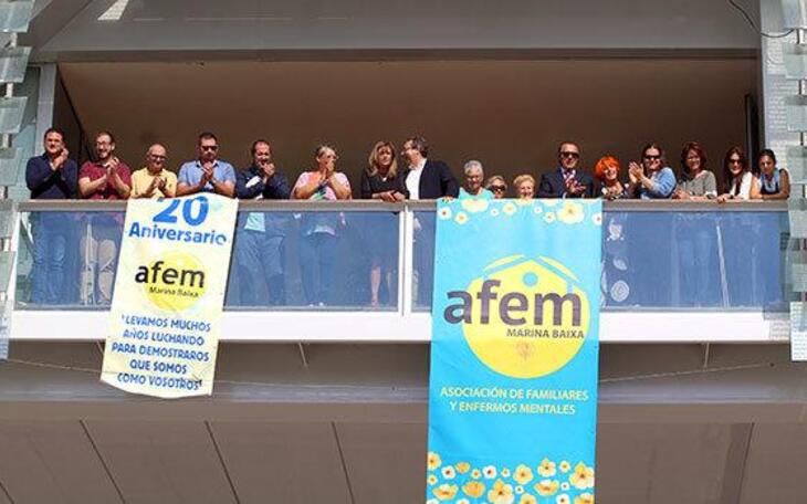 Benidorm apuesta por la integración social plena de los enfermos en el Día de la salud Mental