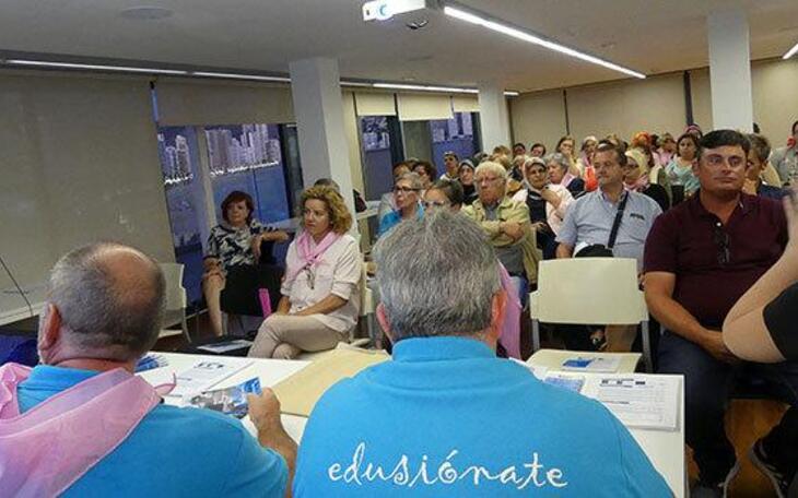 Asociaciones sociales y colectivos religiosos se interesan por el proyecto EDUSI de Benidorm