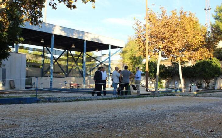 Benidorm actúa en la pista de petanca de Foietes para hacerla totalmente accesible