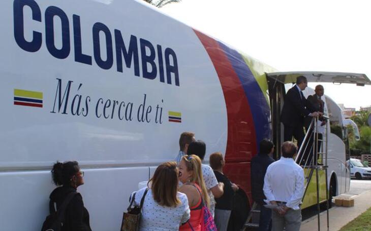 El consulado móvil de Colombia se desplaza a Benidorm para facilitar trámites a los residentes de la ciudad y la comarca