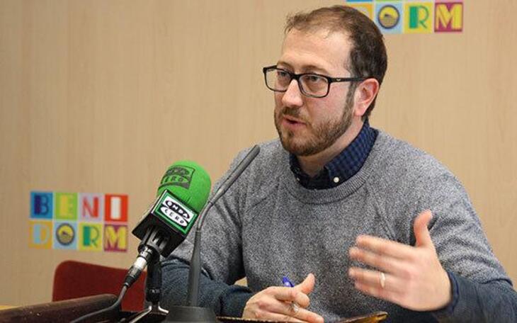 Compromís urge a ampliar el número de aseos públicos de las playas de Benidorm