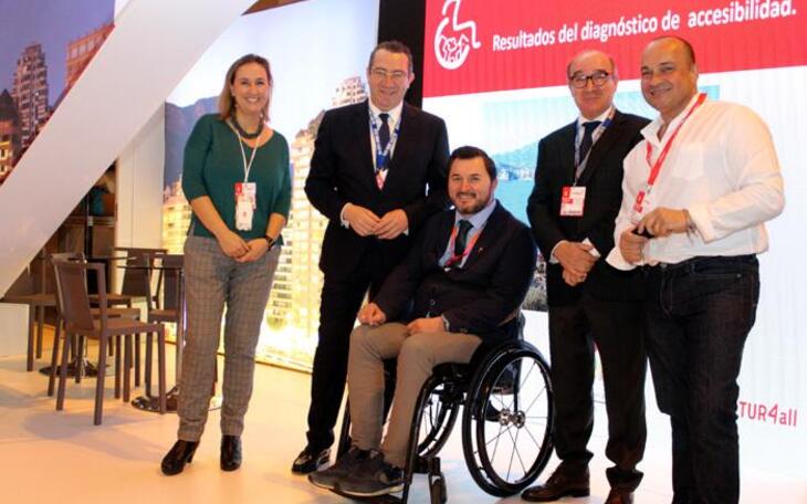 PREDIF crea tres experiencias accesibles por Benidorm para personas con discapacidad