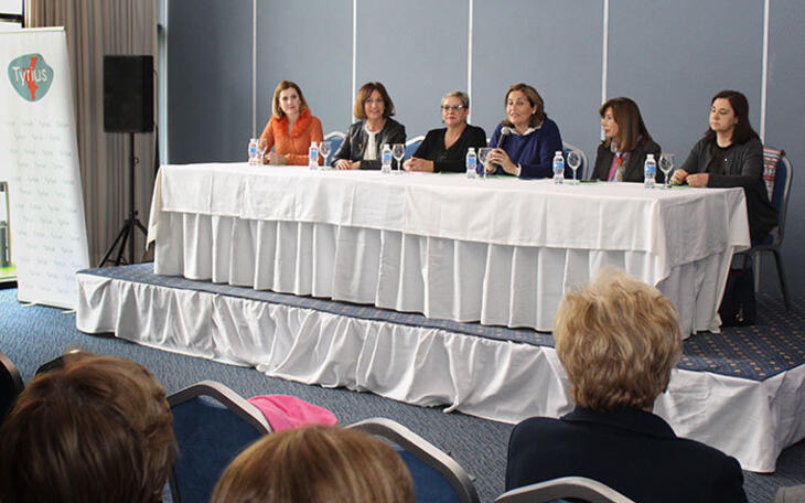 Las directivas de las amas de casa de la Comunitat celebran sus jornadas en Benidorm