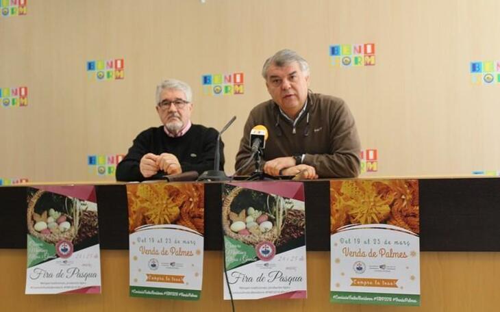 La Comisión de Fiestas celebra la ‘Fira de Pasqua’ con productos típicos de Benidorm y venta de palmas para el ‘Domingo de Ramos’