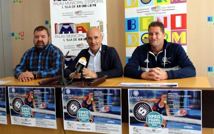 Las Penyas Bacineta - Singlot organizan el Open de Pádel Sandos Hotels & Resorts en el Palau