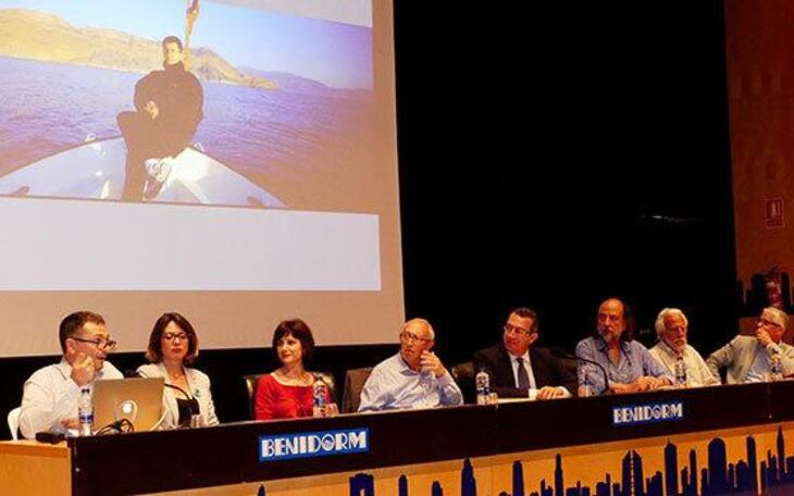 Jaume Fuster presenta en Benidorm el libro ‘Parc Natural de la Serra Gelada. Les llums de l’abisme’