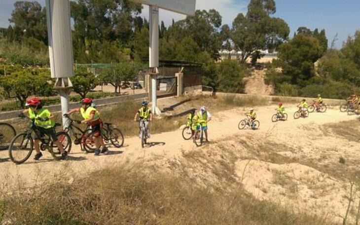60 alumnos de Primaria participan en la clausura de la II Escuela Infantil de Bicicleta Básica