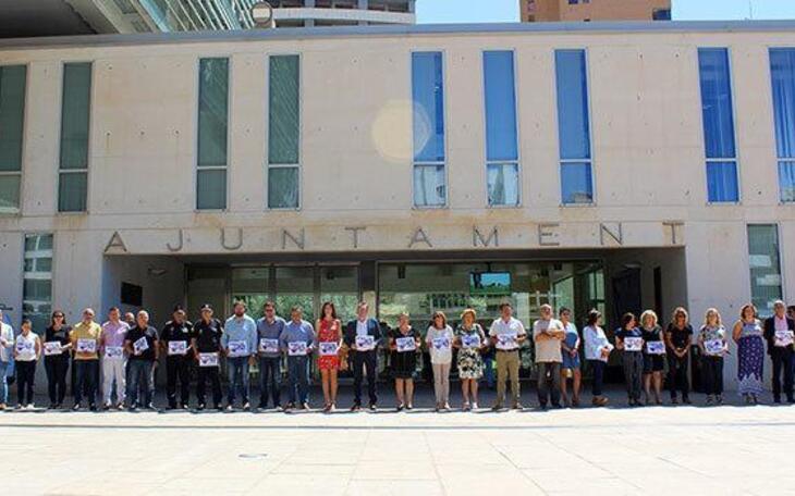 Nuevo minuto de silencio en Benidorm en contra de la violencia de género