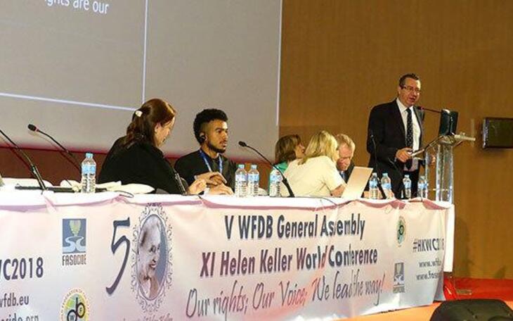 Benidorm acoge la Asamblea de la Federación Mundial de Sordociegos