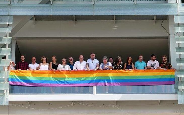 Benidorm conmemora el Día del Orgullo LGBTI