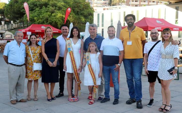 El ambiente y la comida de ‘Foodtrucks’ llegan a la Plaza SSMM Reyes de España