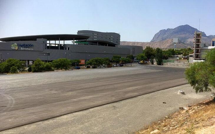 El aparcamiento disuasorio junto al Parque de Bomberos también dará servicio a los asistentes al Reggaeton Beach Festival