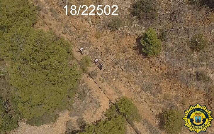 La Policía Local rescata a una persona perdida en Serra Gelada con la ayuda del dron