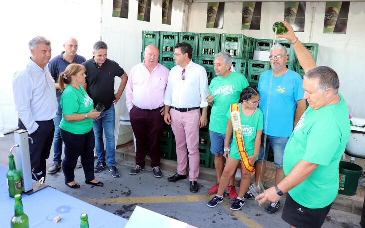 Inaugurado el Primer Certamen de la Sidra de Asturias en el Parque de Elche